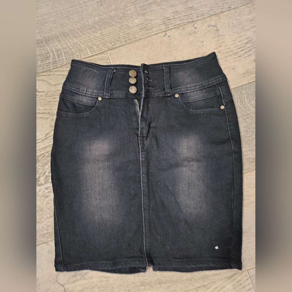 Pink Label Women's Charcoal Distressed Stretch Pencil Skirt Med
